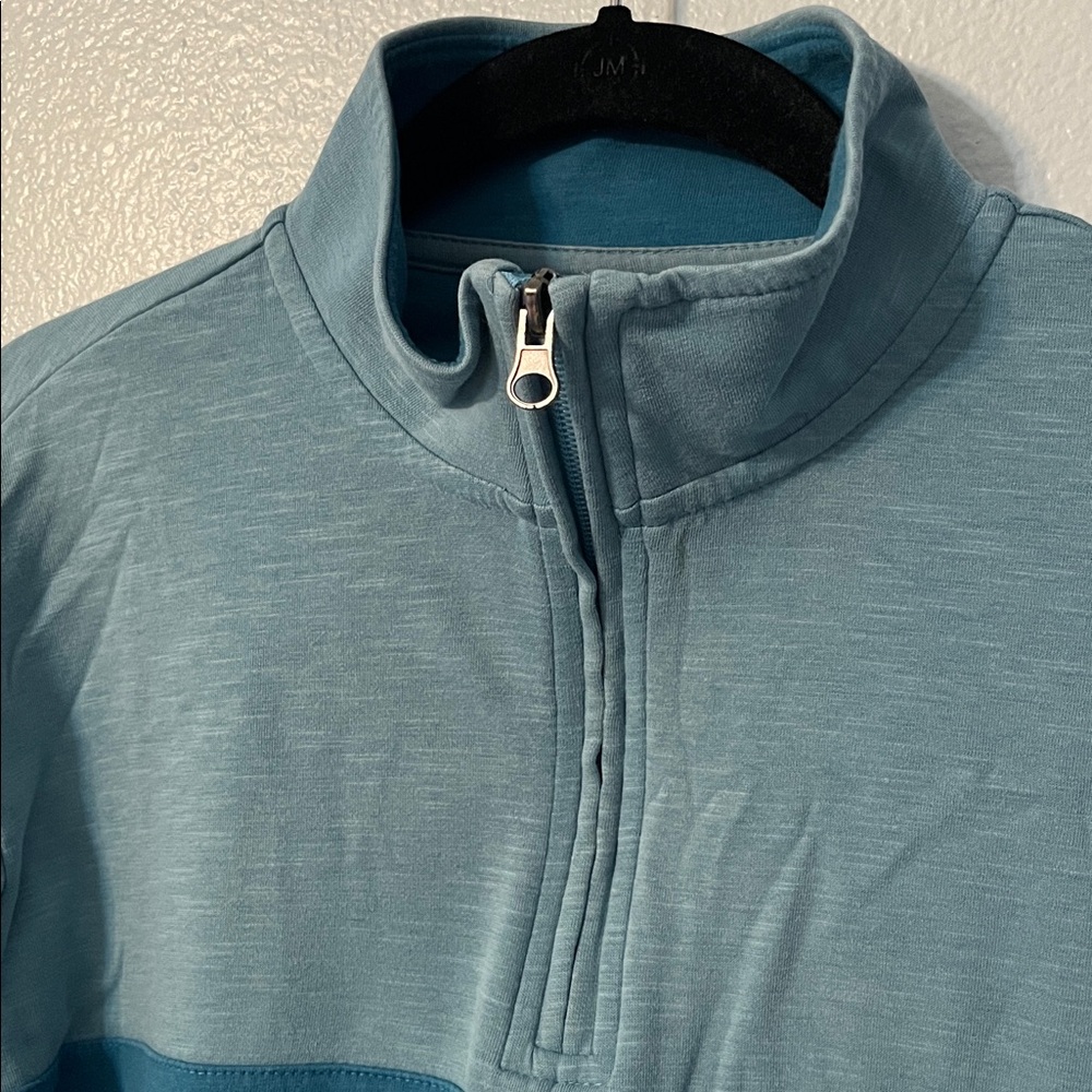5/$25 CHAPS | Two-Toned Blue Half-Zip Pull Over Sweatshirt - Picture 3 of 6